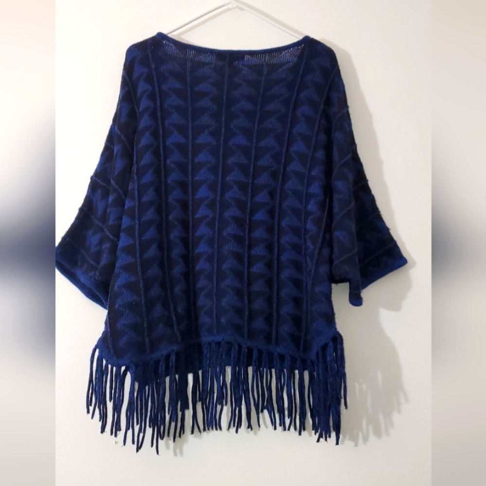 Relativity xl longlseeve sweater